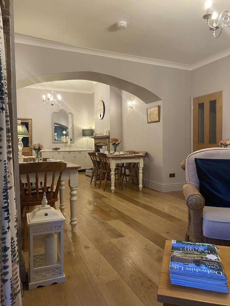The Gables Bed & Breakfast Матлок Екстериор снимка